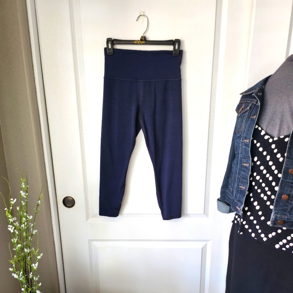 Athleta Elation 7/8 leggings - Small